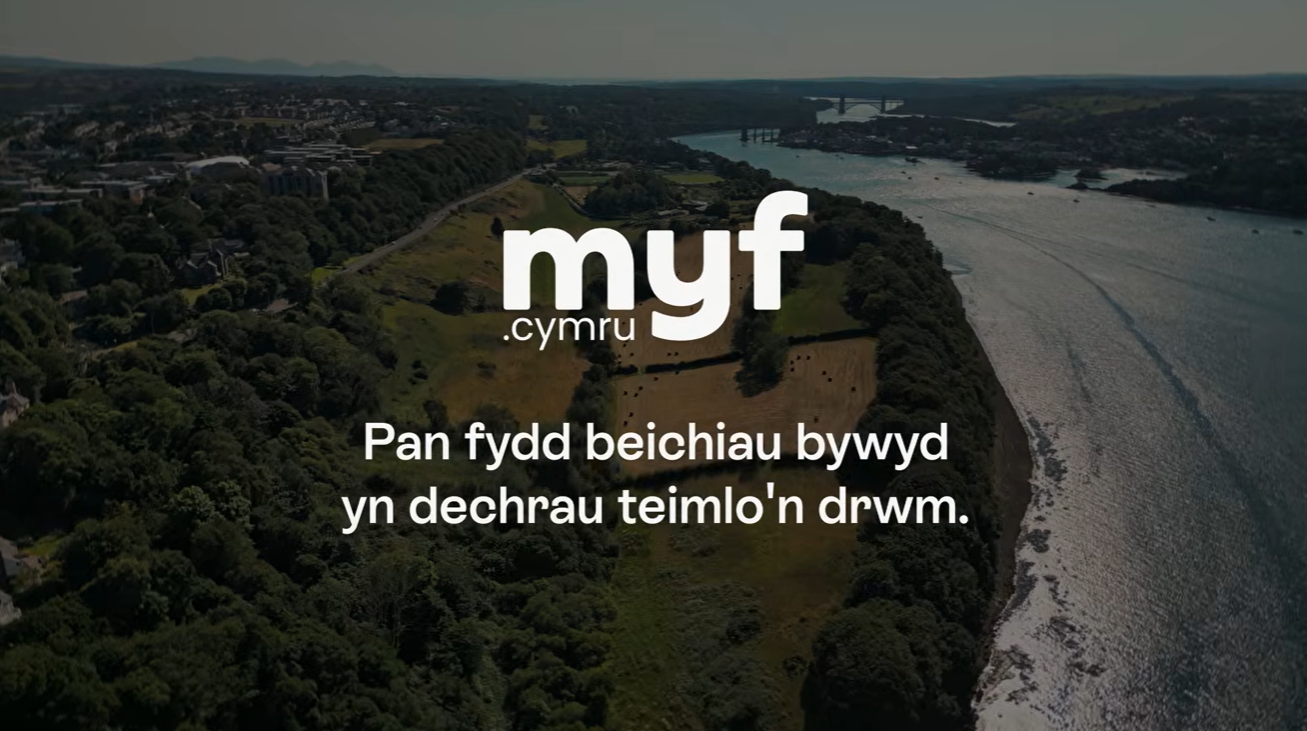 Pan fydd beichiau bywyd yn dechrau teimlo'n drwm